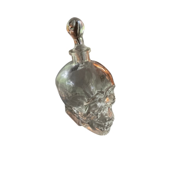 Crystal Head Vodka Glass Skull Bottle – 750ml – Dan Aykroyd - Picture 4 of 7